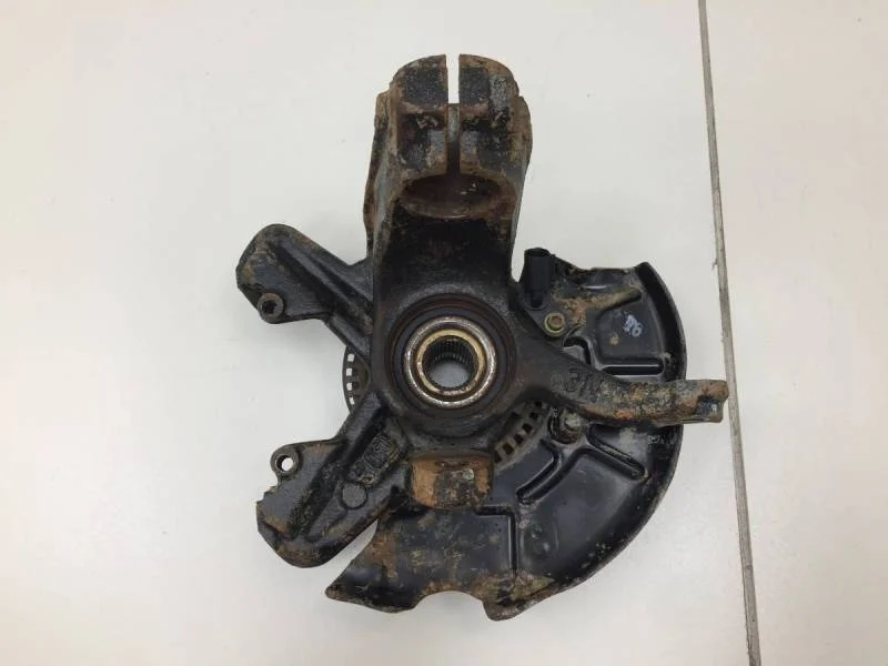 Кулак поворотный передний правый Skoda Octavia (A4 1U-) 2000-2011