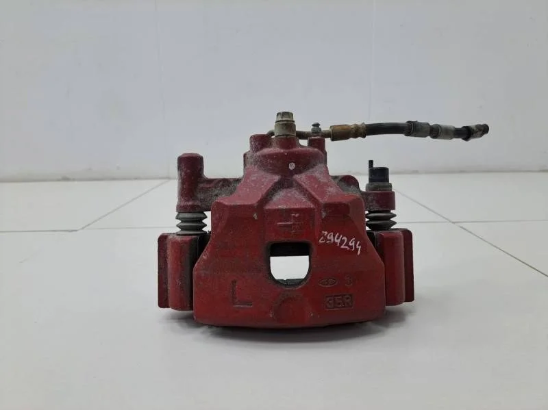 Суппорт передний левый Mazda Atenza (GG) 2002-2007