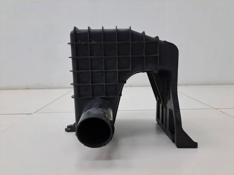 Резонатор воздушного фильтра Mazda Atenza (GG) 2002-2007