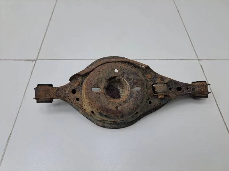 Рычаг задний поперечный Mazda Atenza (GG) 2002-2007