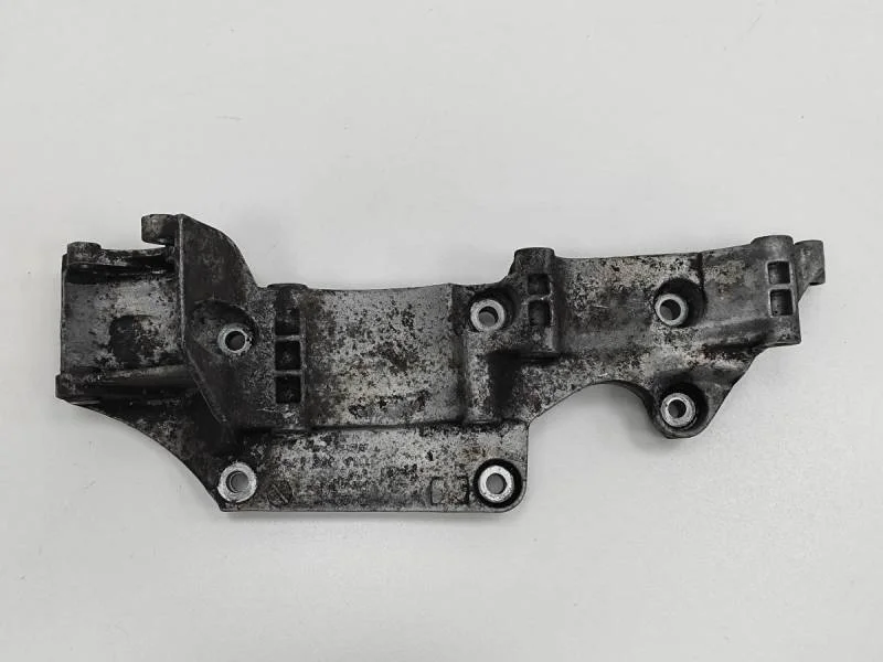 Кронштейн генератора Skoda Octavia (A4 1U-) 2000-2011
