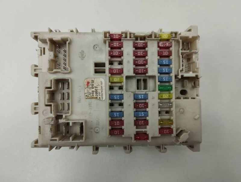 Блок предохранителей Nissan Almera (N16) 2000-2006
