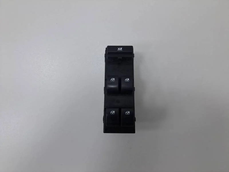 Блок управления стеклоподъемниками Kia Ceed (ED) 2007-2012