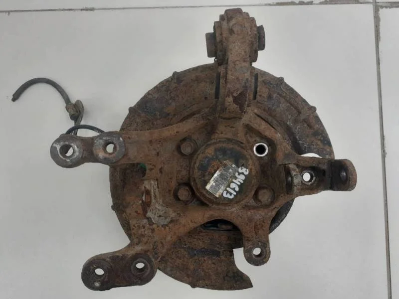 Кулак поворотный задний левый Kia Ceed (ED) 2007-2012