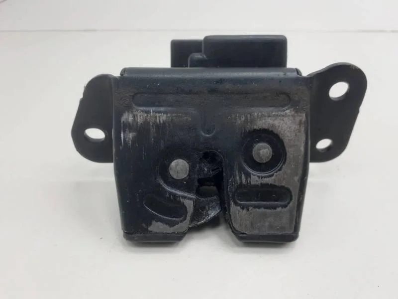 Замок багажника Kia Ceed (ED) 2007-2012