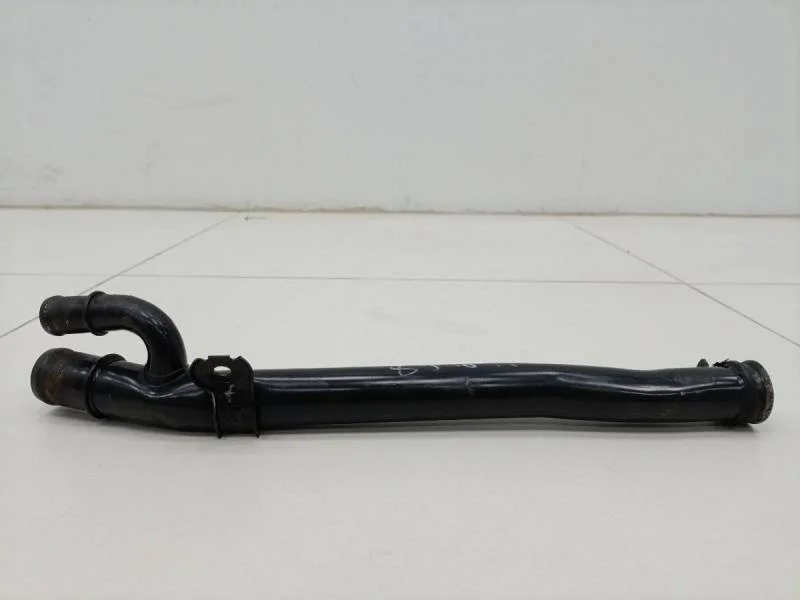 Трубка охлажд. жидкости металлическая Lada Largus 2012>