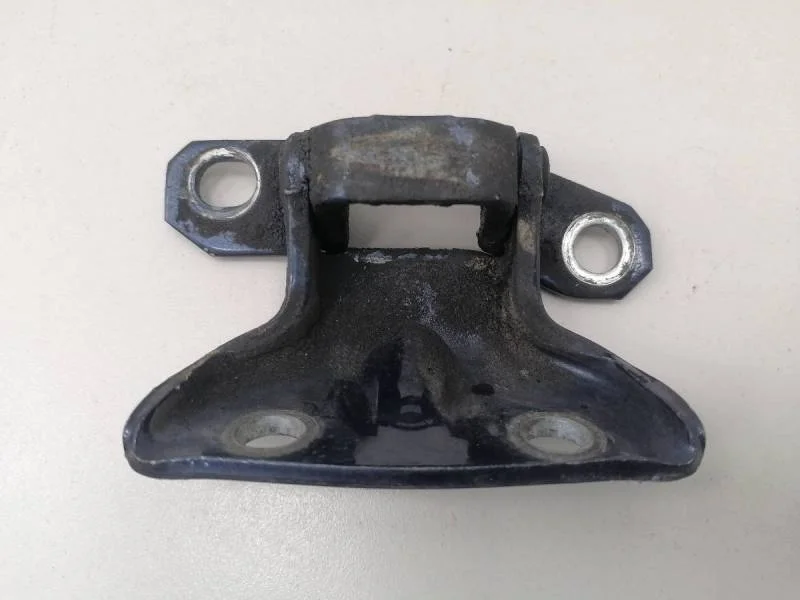 Петля двери задней правой верхняя Kia Ceed (ED) 2007-2012