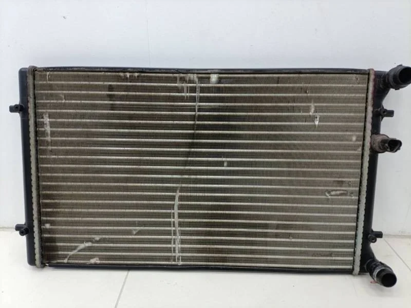 Радиатор охлаждения двигателя Skoda Octavia (A4 1U-) 2000-2011