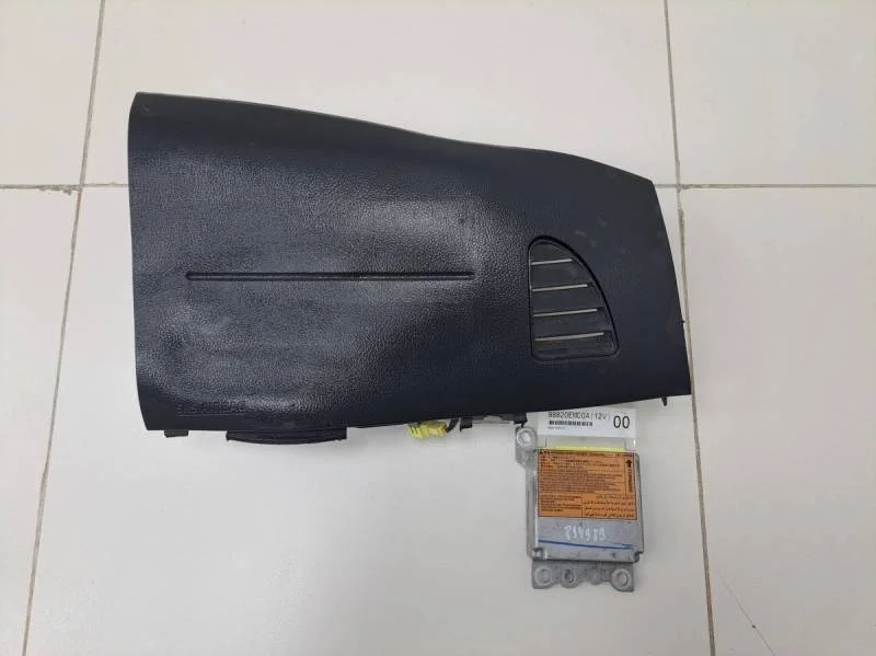 Подушка безопасности пассажирская (в торпедо) Nissan Tiida (C11) 2007-2014