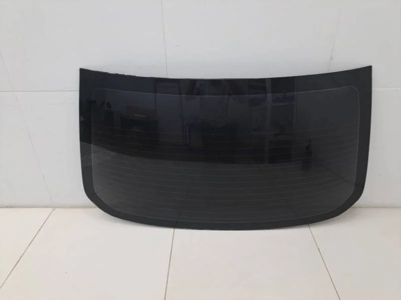 Стекло заднее Nissan Tiida (C11) 2007-2014