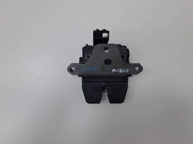Замок багажника Ford Focus 3 2011>