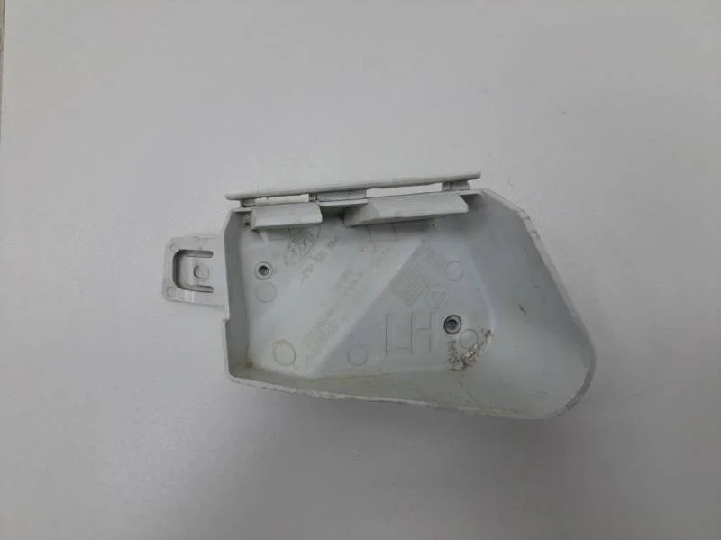 Кронштейн заднего бампера левый Ford Focus 3 2011>