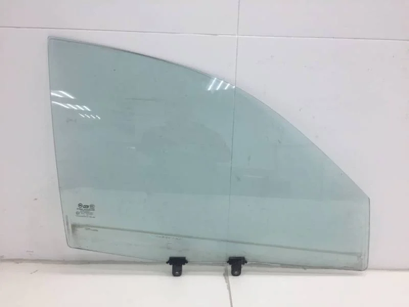 Стекло двери передней правой Hyundai Sonata 4 (EF,Tagaz) 2001-2012