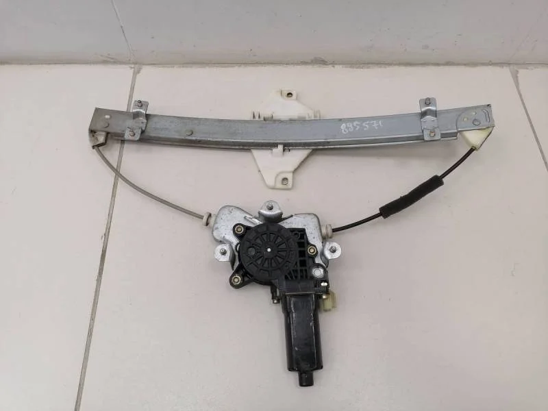 Стеклоподъемник электр. задний левый Hyundai Sonata 4 (EF,Tagaz) 2001-2012