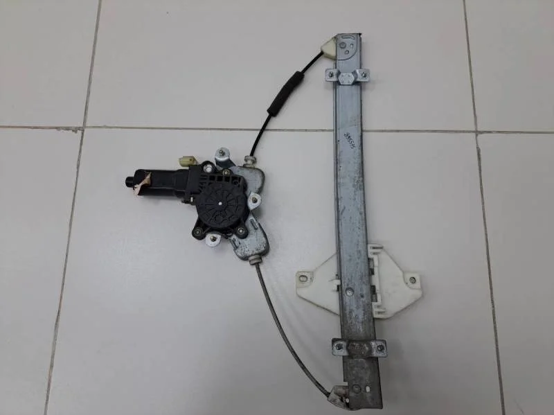 Стеклоподъемник электр. задний правый Hyundai Sonata 4 (EF,Tagaz) 2001-2012