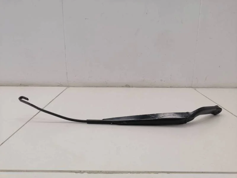 Поводок стеклоочистителя передний правый Hyundai Sonata 4 (EF,Tagaz) 2001-2012