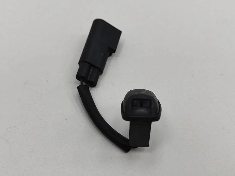 Форсунка омывателя лобового стекла Ford Mondeo 4 2007-2015