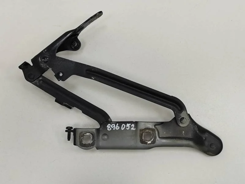 Петля крышки багажника Ford Mondeo 4 2007-2015