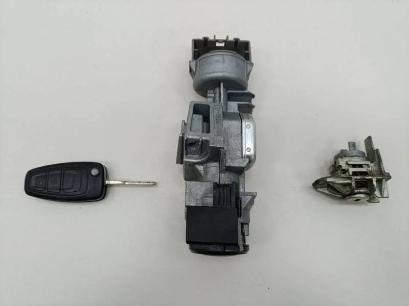 Замок зажигания (комплект) Ford Mondeo 4 2007-2015