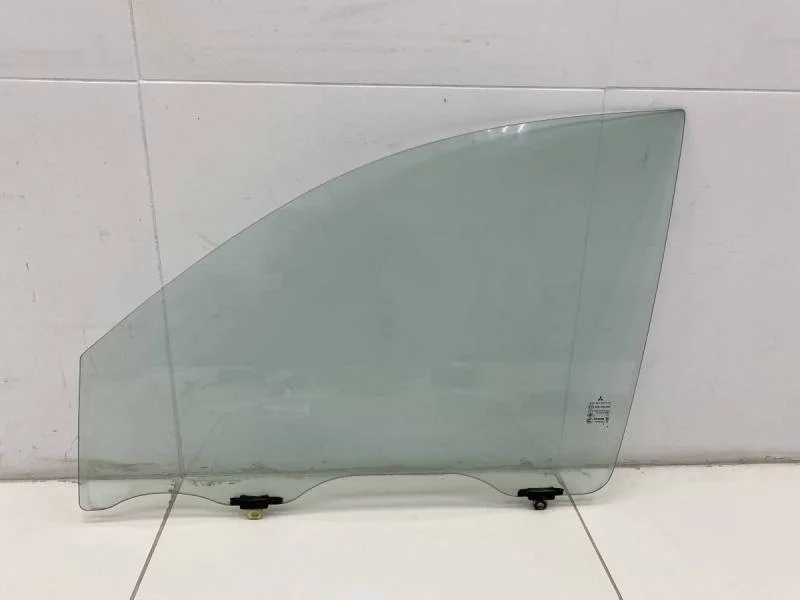 Стекло двери передней левой Mitsubishi Pajero/Montero Sport (KH) 2008-2015