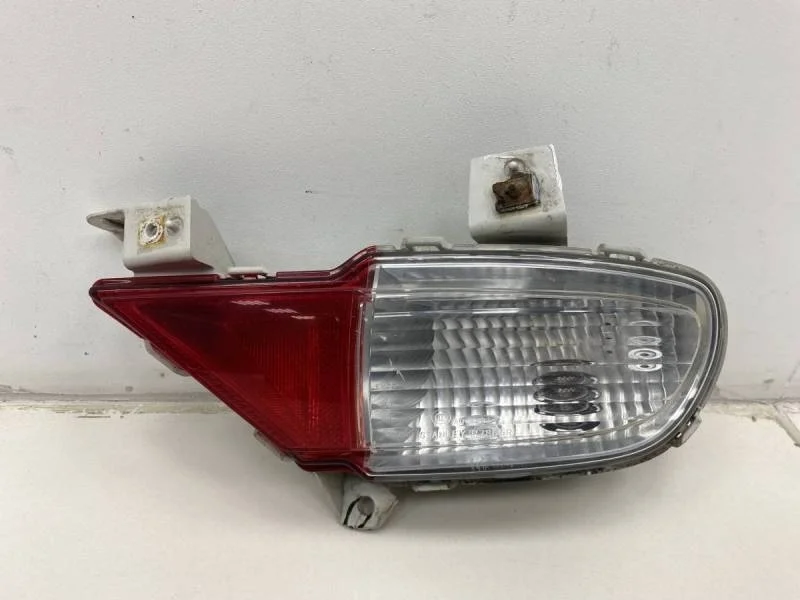 Фонарь задний в бампер правый Mitsubishi Pajero/Montero Sport (KH) 2008-2015