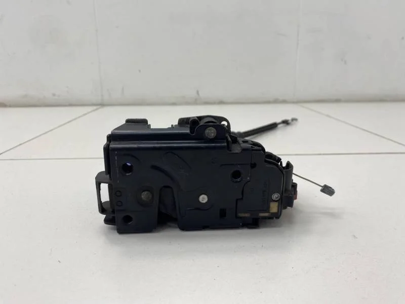 Замок двери передней левой Skoda Octavia (A5 1Z-) 2004-2013