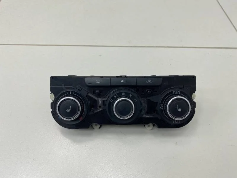Блок управления отопителем Skoda Octavia (A5 1Z-) 2004-2013