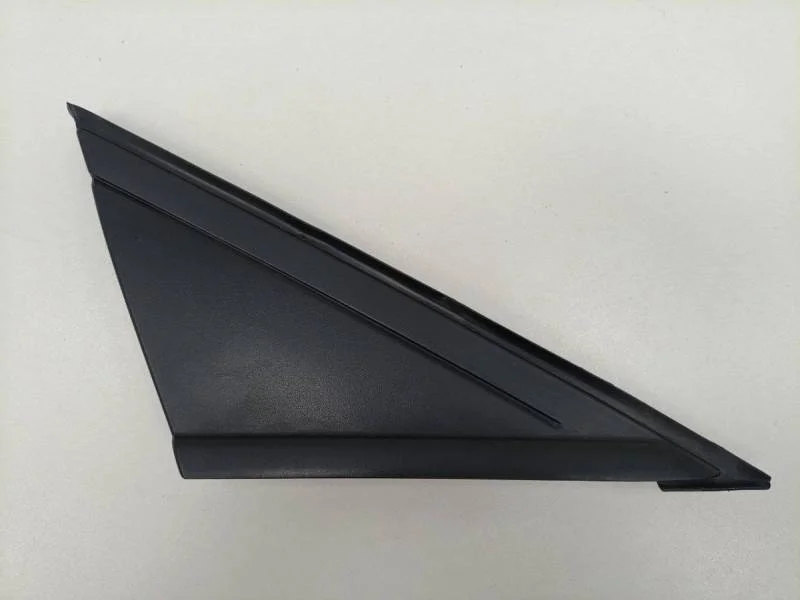 Накладка переднего крыла правого Ford Focus 3 2011>