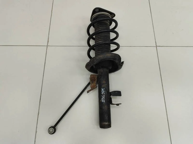 Амортизатор передний правый Ford Focus 3 2011>