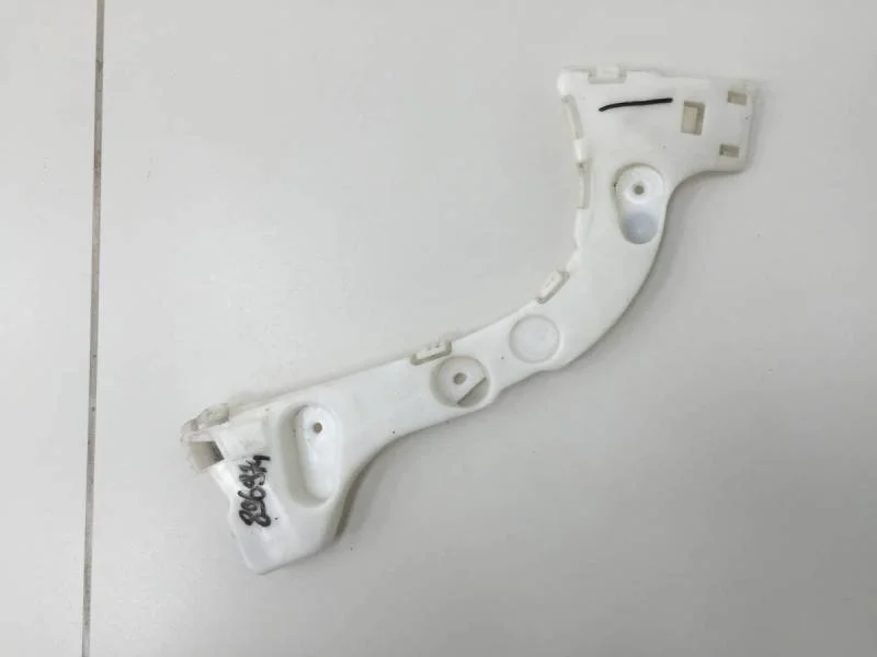 Кронштейн заднего бампера левый Ford Focus 3 2011>