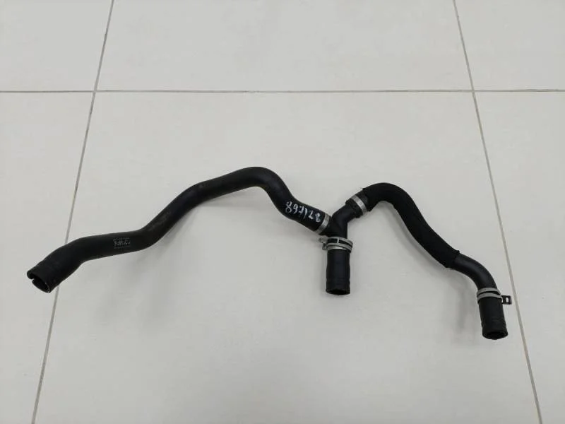 Шланг системы охлаждения Ford Focus 3 2011>