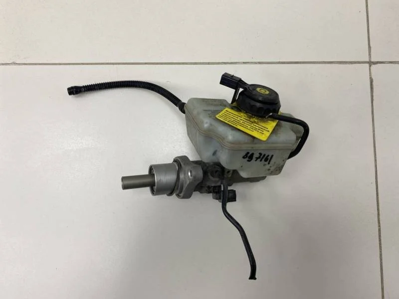 Цилиндр тормозной главный Skoda Octavia (A5 1Z-) 2004-2013