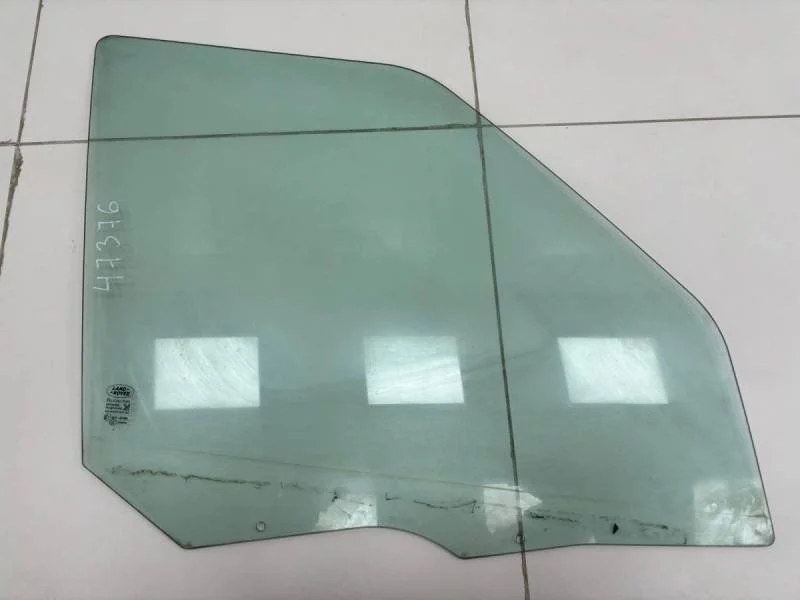Стекло двери передней правой Land Rover Discovery 3 2004-2009