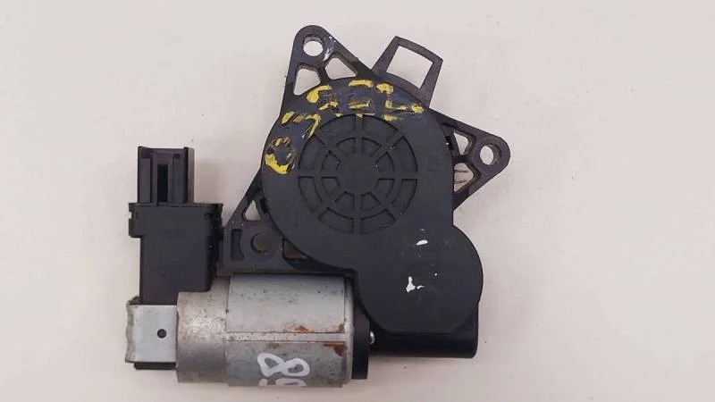 Моторчик стеклоподъемника Mazda Mazda 6 (GG) 2002-2007