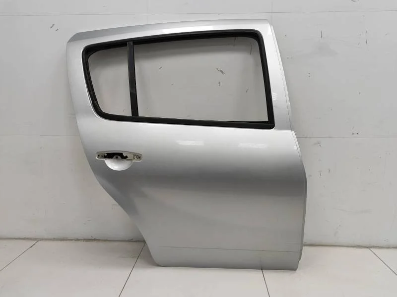 Дверь задняя правая Renault Sandero 2009-2014