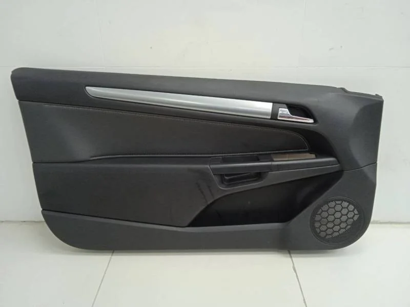 Обшивка двери передней левой Opel Astra H / Family 2004-2015