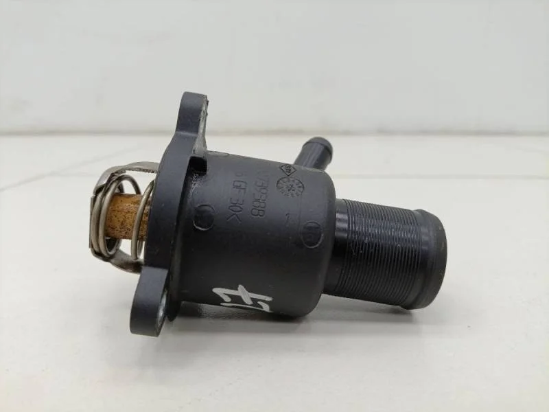 Крышка термостата Renault Sandero 2009-2014