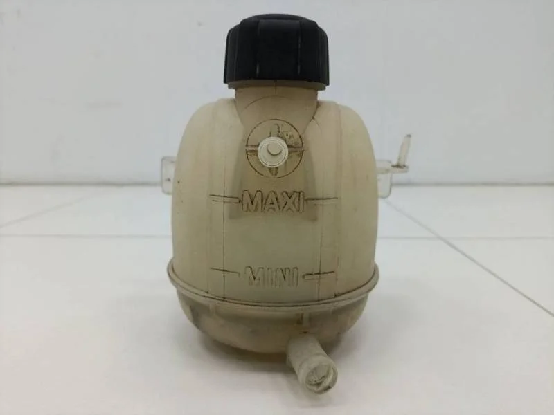 Бачок расширительный Renault Sandero 2009-2014