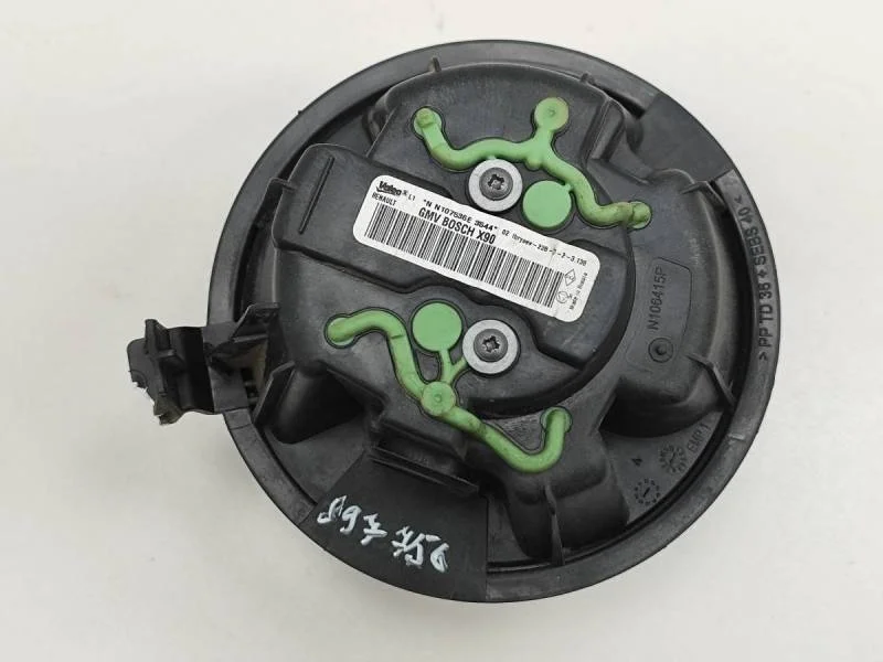 Моторчик отопителя Renault Sandero 2009-2014