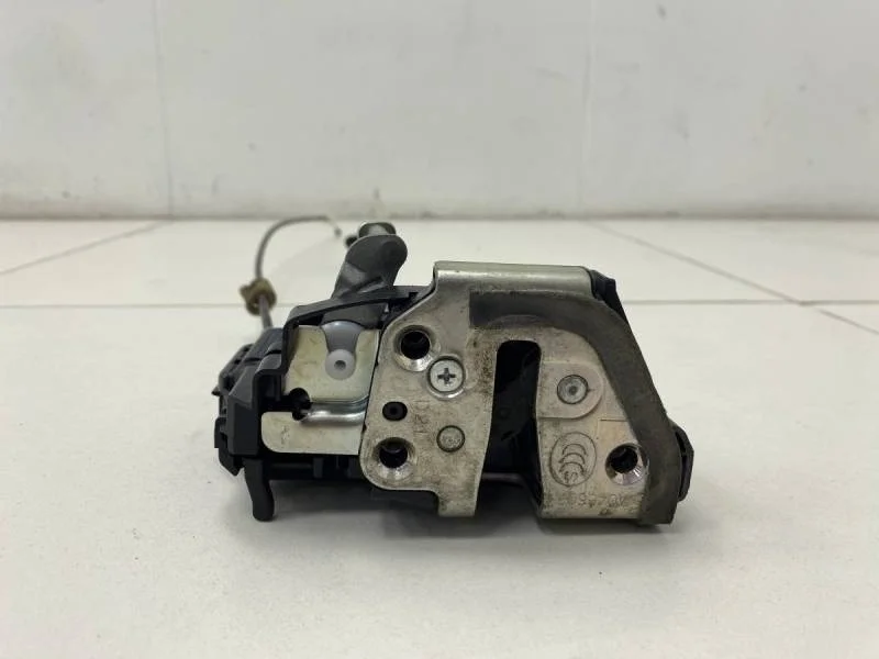 Замок двери задней левой Toyota Rav 4 (A40) 2013>