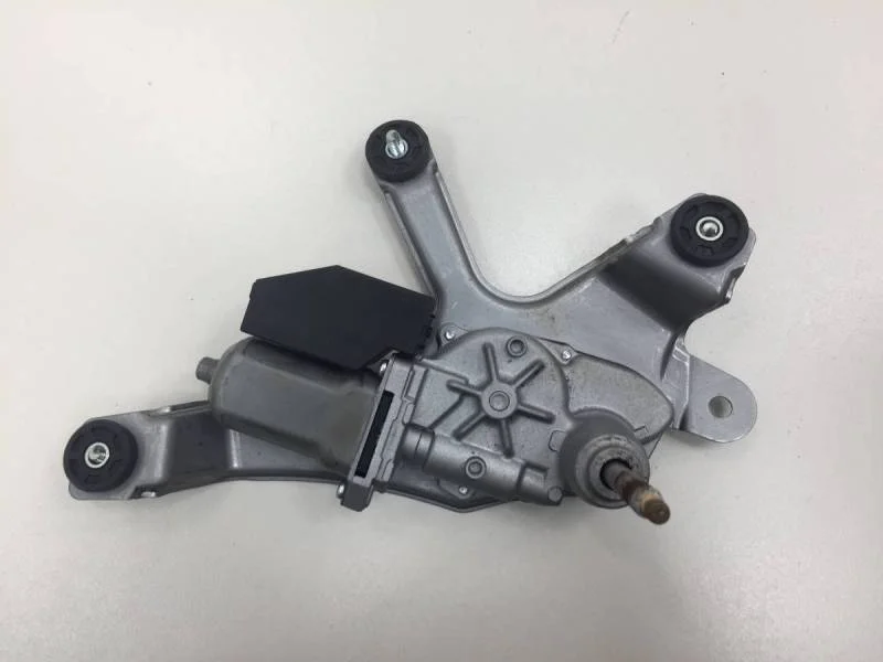 Моторчик стеклоочистителя задний Toyota Rav 4 (A40) 2013>