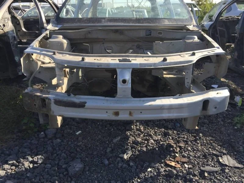 Панель передняя Renault Sandero 2009-2014