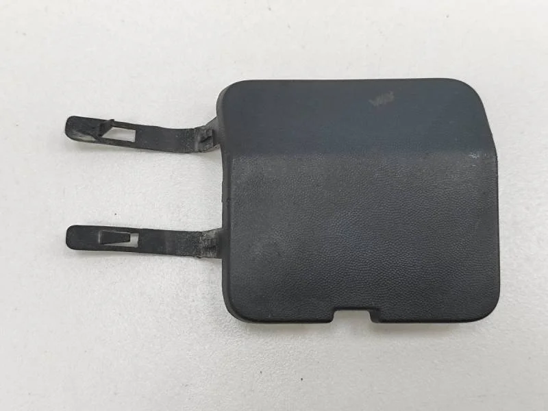 Заглушка буксировочного крюка Renault Sandero 2009-2014