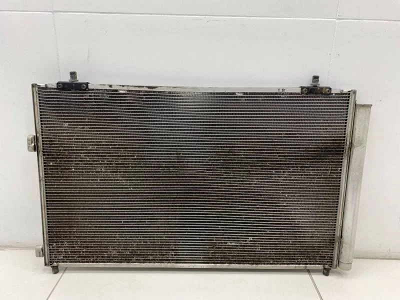 Радиатор кондиционера (конденсер) Toyota Rav 4 (A40) 2013>