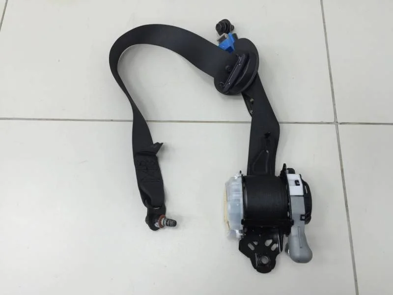 Ремень безопасности с пиропатроном Hyundai Solaris 2020>