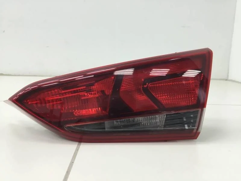 Фонарь задний внутренний правый Hyundai Solaris 2020>