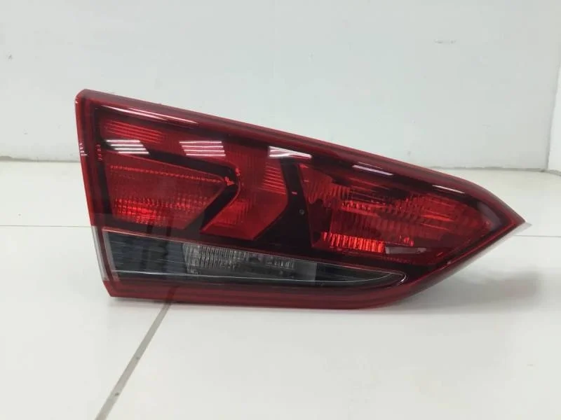 Фонарь задний внутренний левый Hyundai Solaris 2020>