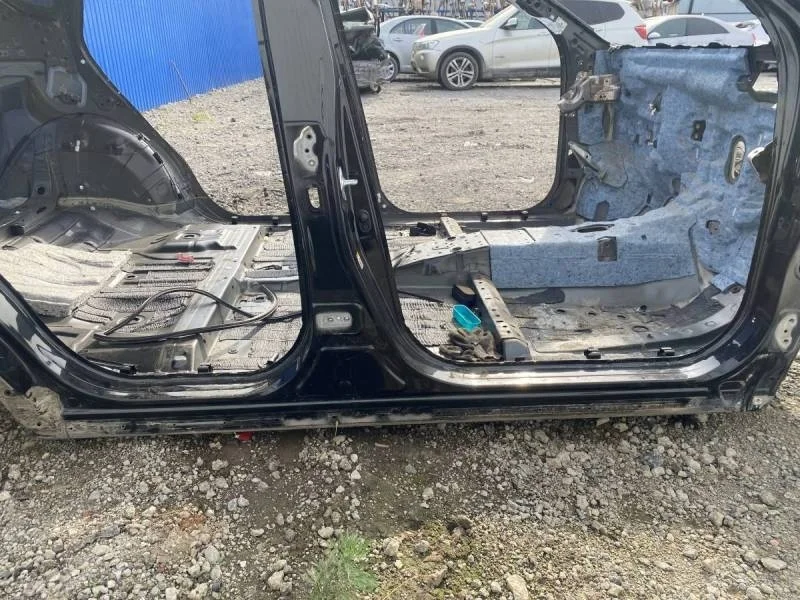 Порог со стойкой правый Toyota Rav 4 (A40) 2013>