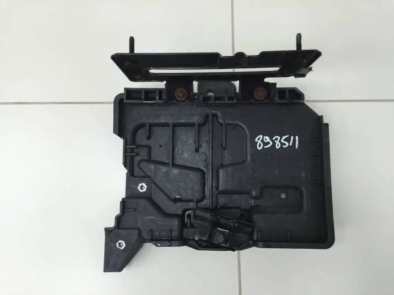 Крепление АКБ (корпус / подставка) Hyundai Solaris 2020>