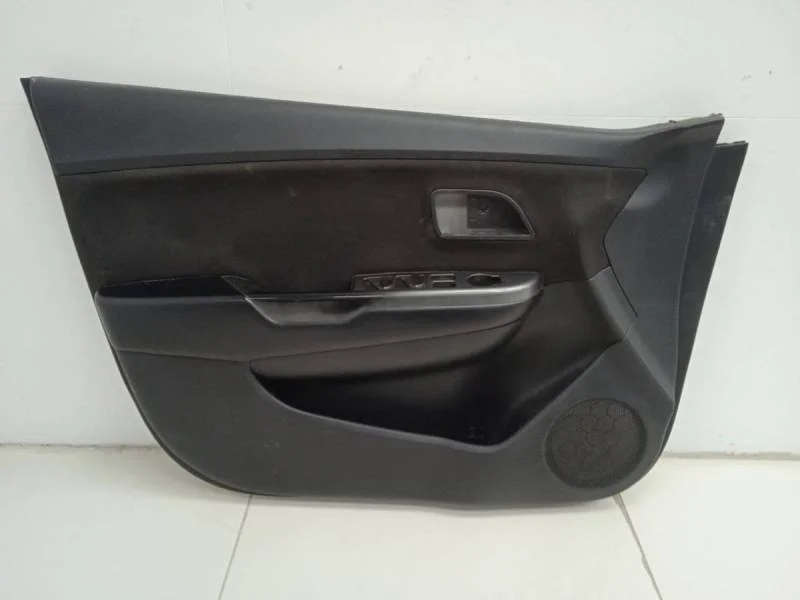 Обшивка двери передней левой Opel Astra H / Family 2004-2015